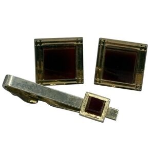 Swank Cufflinks And Tie Clip Red Accent Center Gold Tone Vintage Square Textured